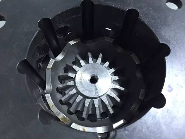 摩擦片在限滑差速器中的作用